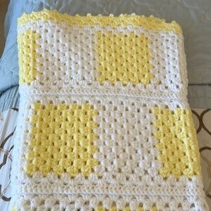 Handmade Crochet Knit Afghan/Blanket/Throw - 36 x 60 inches